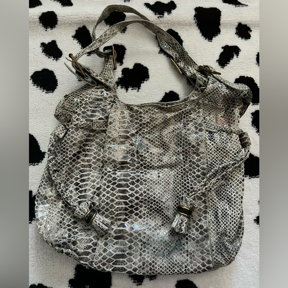 Elliott Lucca | Leather Snakeskin Tote Bag - Picture 3 of 15